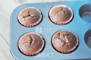 巧克力奶油蛋糕的做法步骤：10