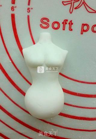婚礼蛋糕--欧式婚纱的做法步骤：8