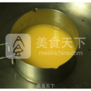 海绵纸杯蛋糕--说好的柔软立刻呈现的做法步骤：2
