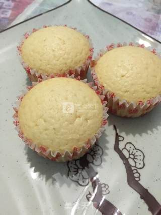 蛋黄沙拉版裱花蛋糕的做法步骤：7