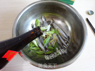 炸多春鱼的做法步骤：4