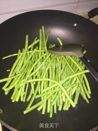 豇豆条的做法步骤：2