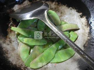 扁豆炒白菜的做法步骤：2