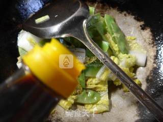 扁豆炒白菜的做法步骤：6