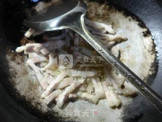 五花肉炒韭菜的做法步骤：3