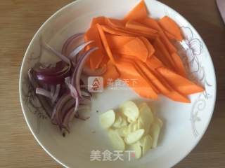 中式意面的做法步骤：2