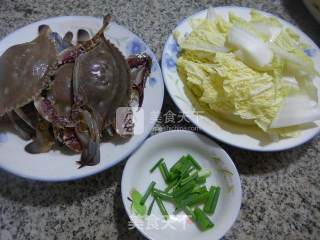 白菜螃蟹汤的做法步骤：1