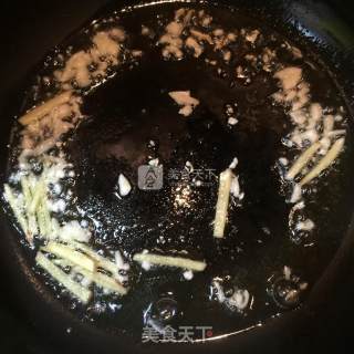 素炒茶树菇的做法步骤：3