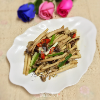 素炒茶树菇的做法步骤：7
