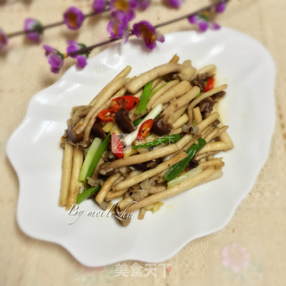 素炒茶树菇的做法步骤：9