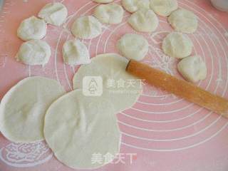 烤韭菜盒子的做法步骤：3
