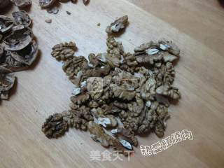酱爆桃仁鸡丁的做法步骤：2