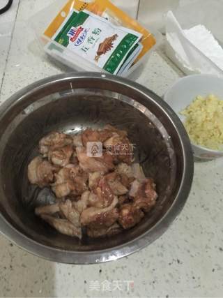 微波炉蒜香鸡丁的做法步骤：3