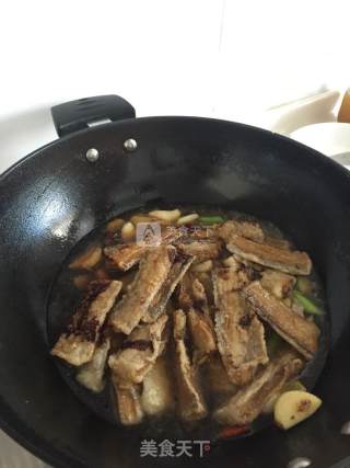 家常烧带鱼的做法步骤：7