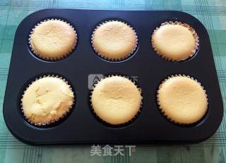 幸福纸杯奶油蛋糕的做法步骤：17