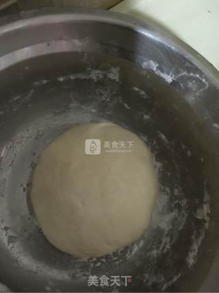 手抓饼的做法步骤：1