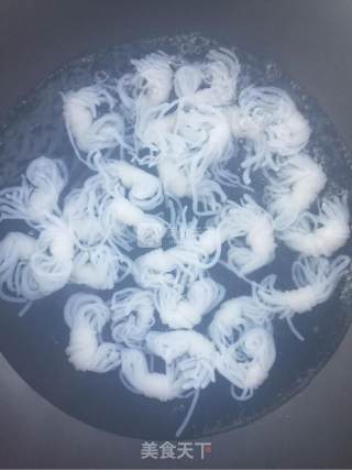酸辣魔芋黄瓜丝的做法步骤：1