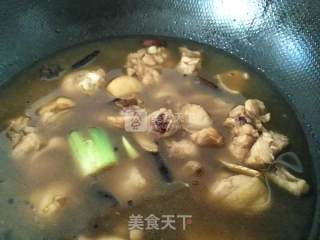 黄焖鸡的做法步骤：9
