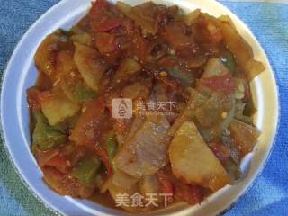 土豆炒西红柿辣椒的做法步骤：9