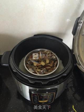 清蒸鱼干的做法步骤：2