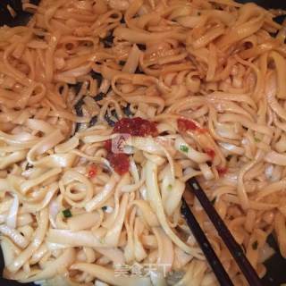 素炒河粉的做法步骤：6