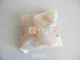 盐焗鸡翅中的做法步骤：5