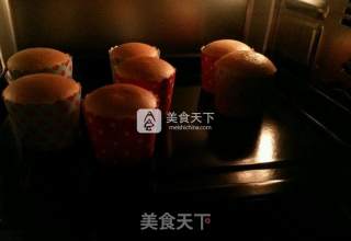 DIY海绵裱花蛋糕杯（入门级）的做法步骤：11