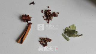 榛蘑肉酱的做法步骤：4