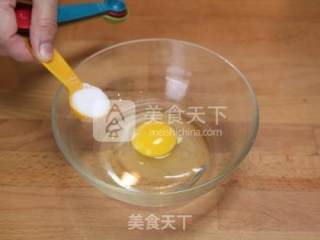 奶香芒果炖蛋的做法步骤：1