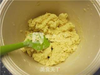 蛋黄椰蓉球的做法步骤：7