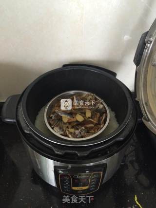 蒸鱼干的做法步骤：2