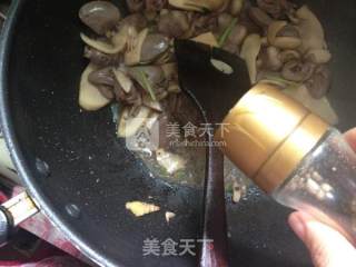 清淡的夏天-鸭心杏鲍菇的做法步骤：8