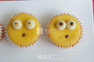 娃娃脸纸杯蛋糕的做法步骤：9