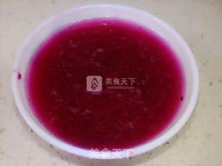 红心火龙果纯汁面的做法步骤：3