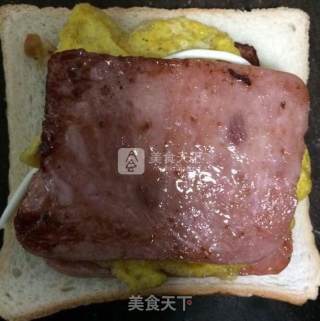 自制三明治的做法步骤：3