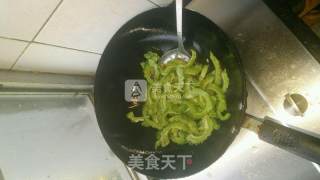 炒苦瓜的做法步骤：4