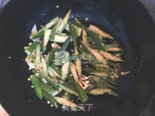 蒜香秋葵的做法步骤：3