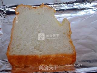 西红柿太阳蛋吐司的做法步骤：1