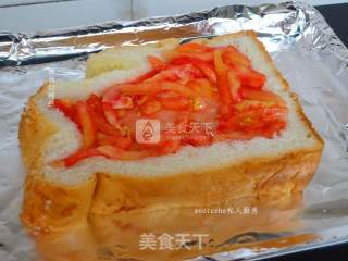 西红柿太阳蛋吐司的做法步骤：5