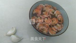 蚝油西兰花爆炒虾仁的做法步骤：2