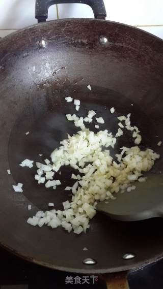 自制黑胡椒肉酱面的做法步骤：2
