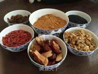 玫瑰花瓣阿胶的做法步骤：1