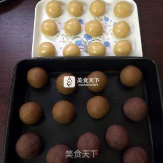 广式月饼的做法步骤：6