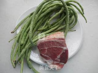 豇豆包子的做法步骤：1