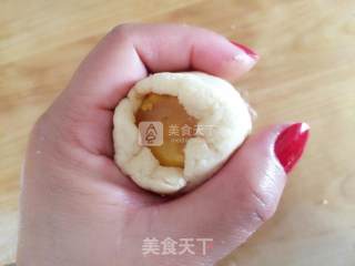 莲蓉蛋黄月饼的做法步骤：9