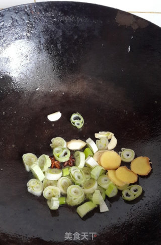 酱香辣炒牛肉的做法步骤：2