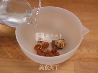 罗汉果冬瓜煲排骨汤的做法步骤：1