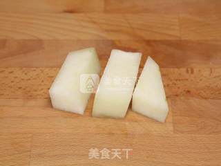 罗汉果冬瓜煲排骨汤的做法步骤：2