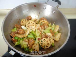 泡椒莲藕鸡翅的做法步骤：5
