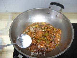 泡椒莲藕鸡翅的做法步骤：7